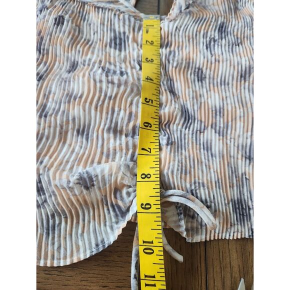 ASTR the Label Rue Top in Peach & Grey Floral | Size XS - Picture 6 of 8